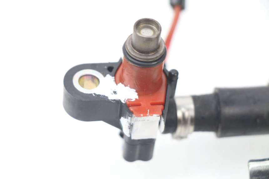 photo de INIETTORE YAMAHA XMAX X-MAX ABS 125 (2014 - 2016) - Dettagli dei punti di fissaggio