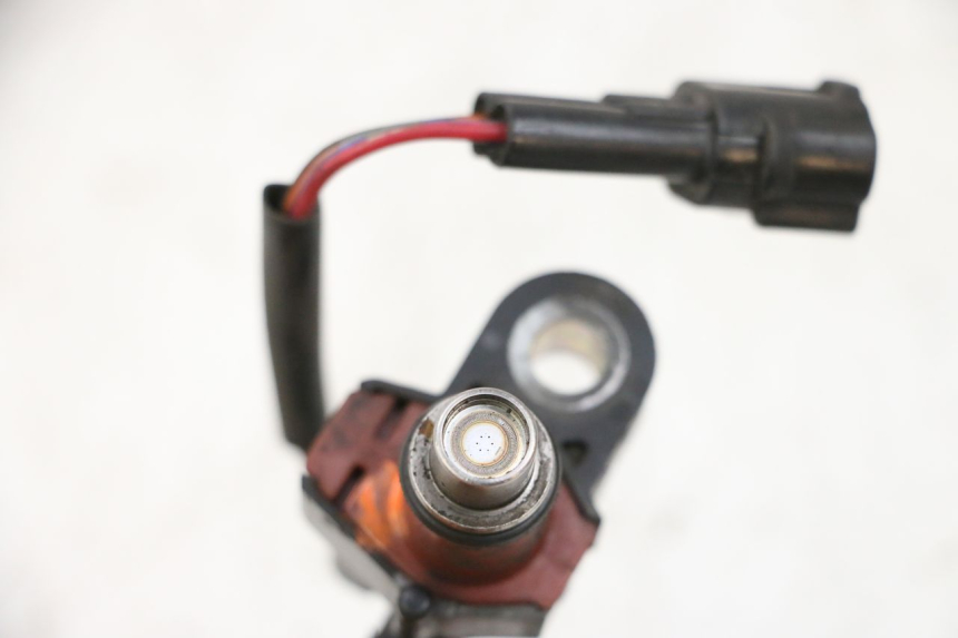 photo de INIETTORE YAMAHA XMAX X-MAX 125 (2006 - 2009) - Zoom sullo stato d'uso