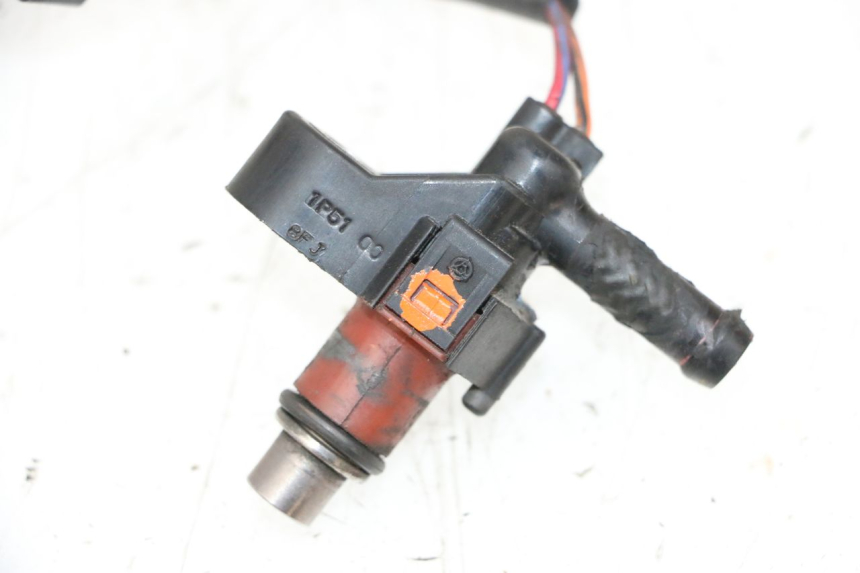 photo de INIETTORE YAMAHA XMAX X-MAX 125 (2006 - 2009) - Primo piano tecnico