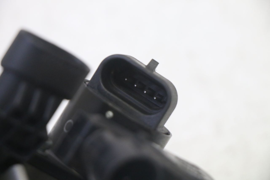 photo de CORPO FARFALLATO QUADRO 4 4D 350 (2015 - 2018)