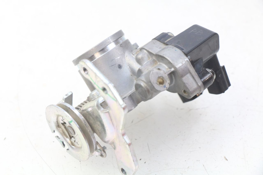 photo de CORPO FARFALLATO HONDA CRF CR-F 125 (2020 - 2021) - Zoom sullo stato d'uso