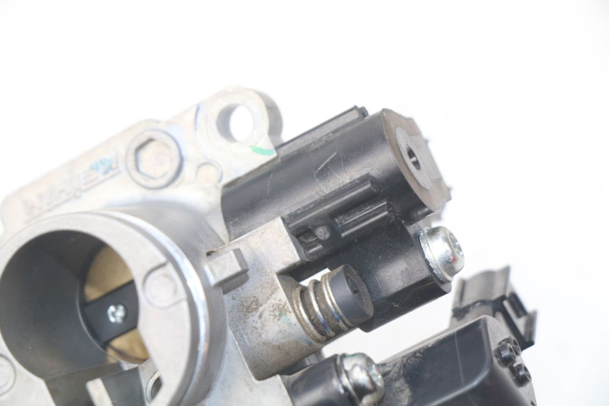 photo de CORPO FARFALLATO HONDA CRF CR-F 125 (2020 - 2021) - Primo piano tecnico