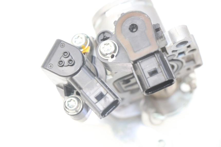 photo de CORPO FARFALLATO HONDA CRF CR-F 125 (2020 - 2021) - Marcature e riferimenti originali