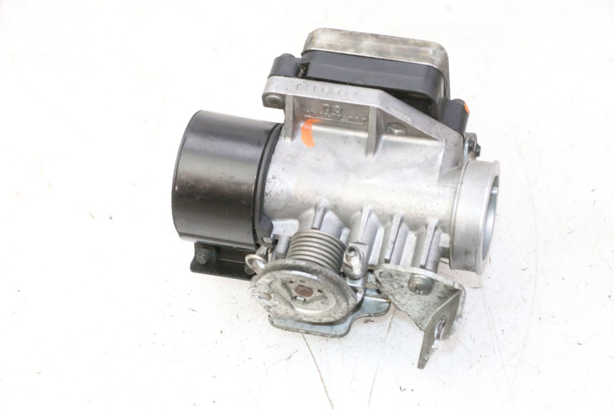 photo de INIEZIONE HONDA FES S-WING SWING ABS 125 (2007 - 2015)