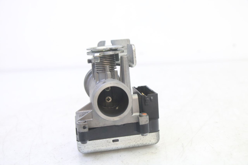 photo de INIEZIONE HONDA FES S-WING SWING ABS 125 (2007 - 2015)