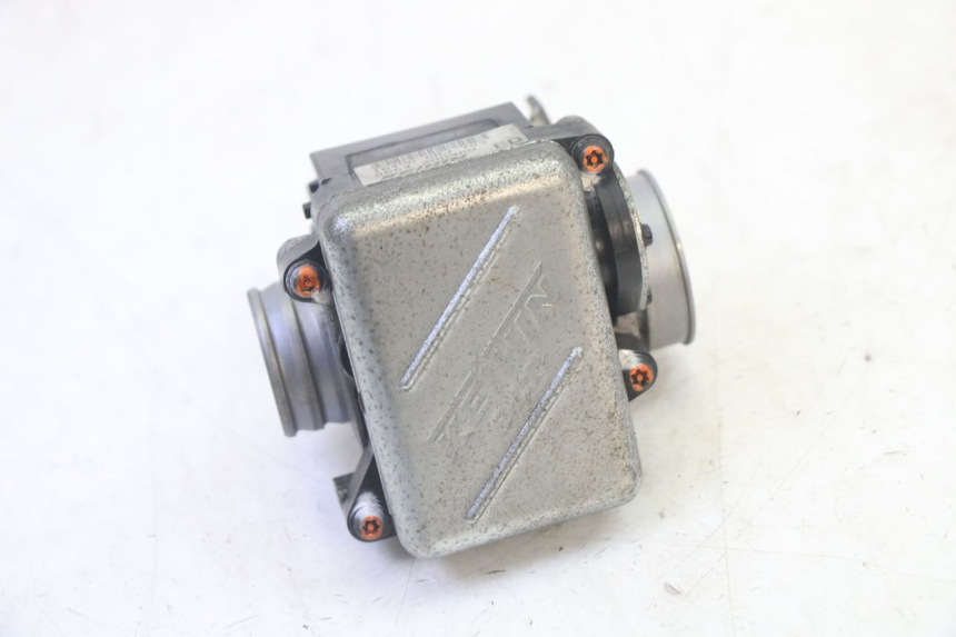 photo de INIEZIONE HONDA FES S-WING SWING ABS 125 (2007 - 2015)