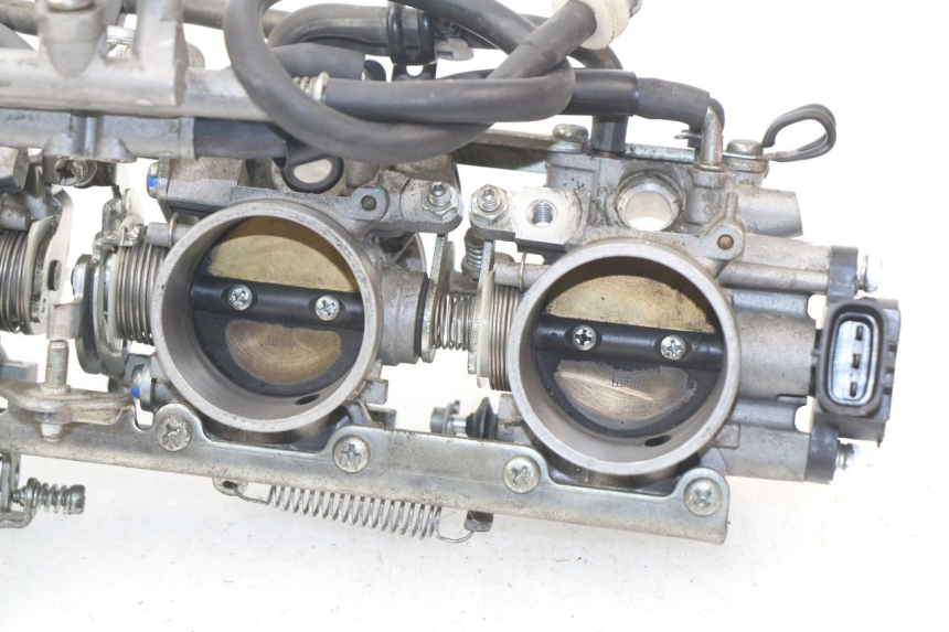 photo de INIEZIONE YAMAHA FJR ABS 1300 (2006 - 2012)