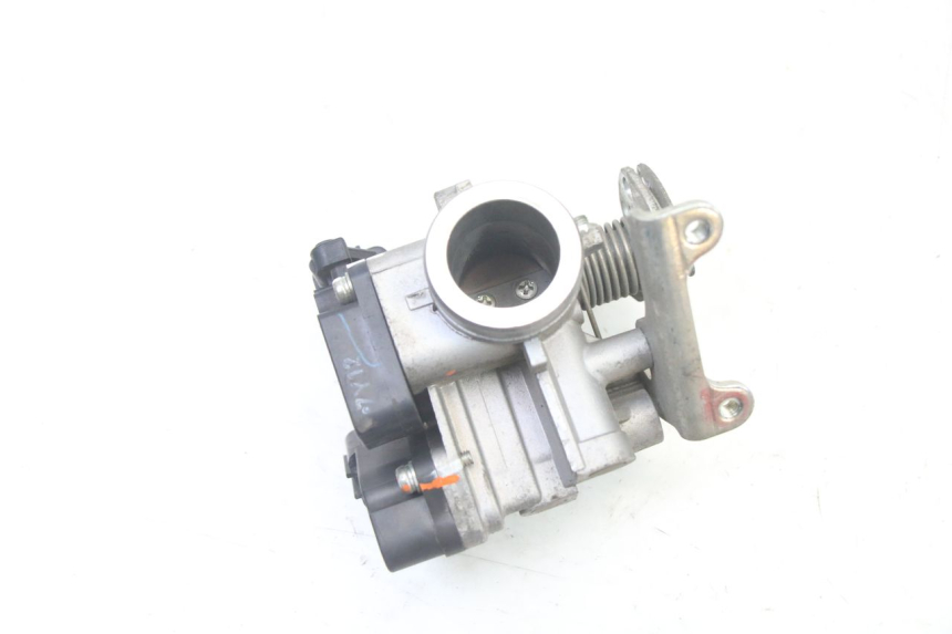 photo de CORPO FARFALLATO MBK FLAME X 125 (2007 - 2016)