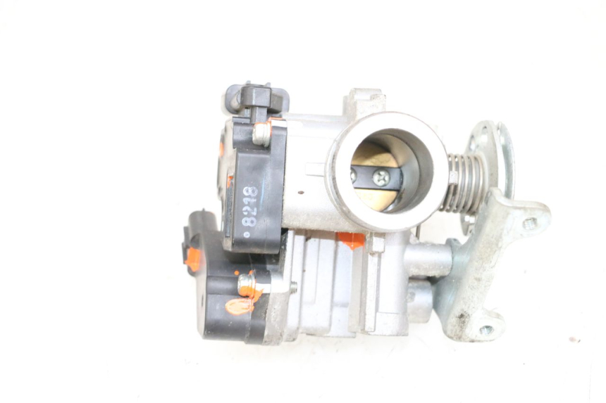 photo de CORPO FARFALLATO MBK FLAME X 125 (2007 - 2016) - Zoom sullo stato d'uso