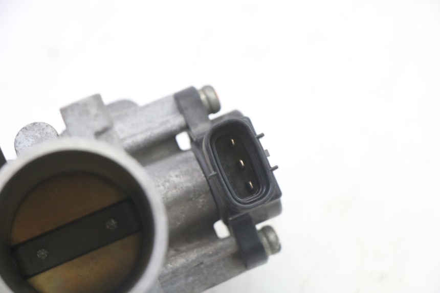 photo de CORPO FARFALLATO YAMAHA FZ6 FAZER S2 600 (2007 - 2011)