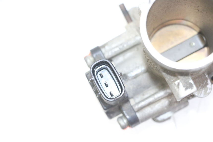 photo de CORPO FARFALLATO YAMAHA FZ6 N FAZER 600 (2004 - 2006)