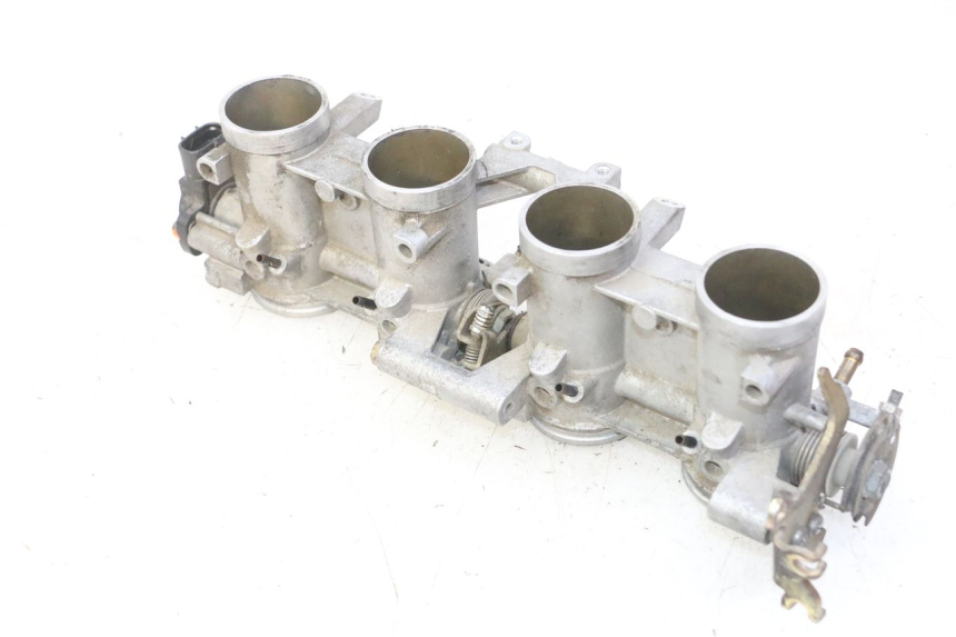 photo de CORPO FARFALLATO YAMAHA FZ6 N FAZER 600 (2004 - 2006)