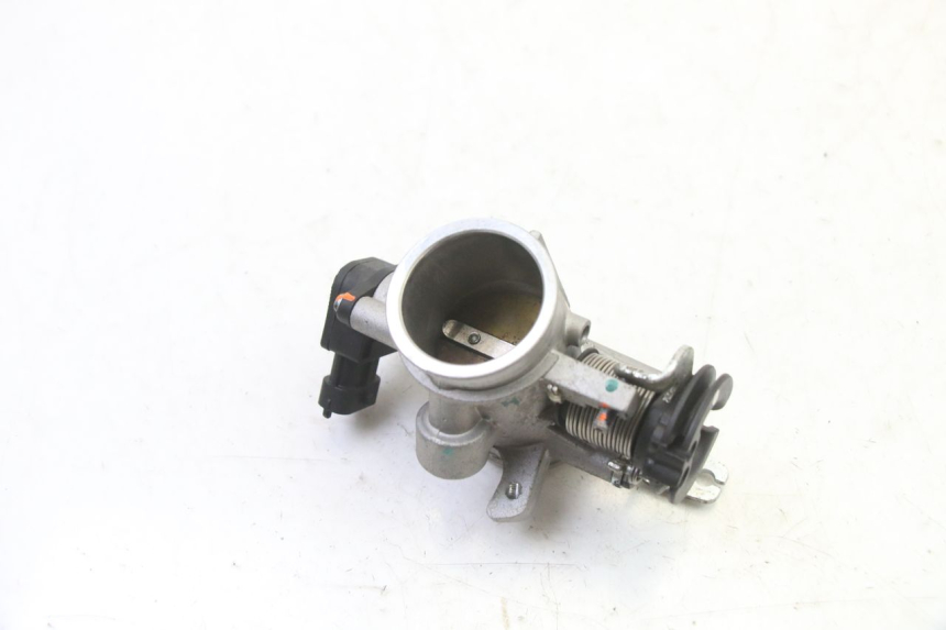photo de CORPO FARFALLATO BMW G310 R 310 (2016 - 2020)