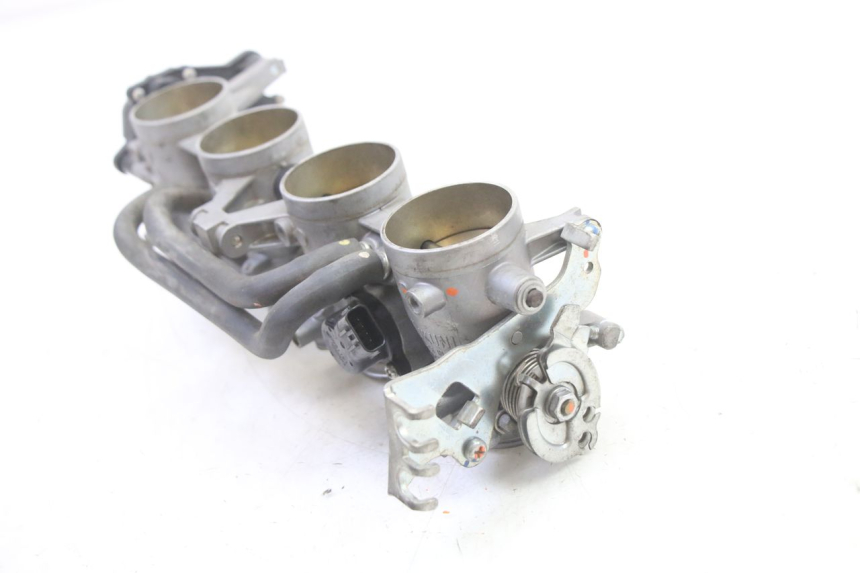 photo de CORPO FARFALLATO SUZUKI GSR 750 (2011 - 2017)