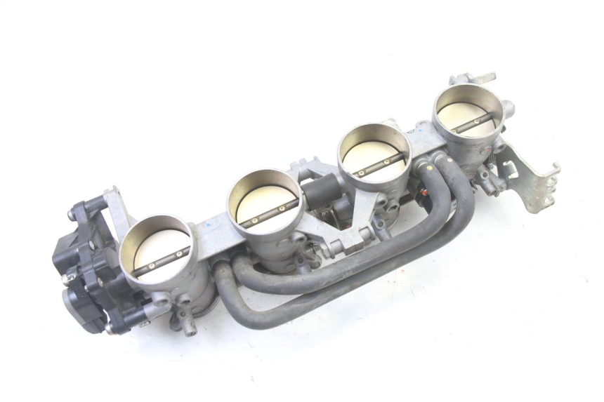 photo de CORPO FARFALLATO SUZUKI GSR 750 (2011 - 2017)