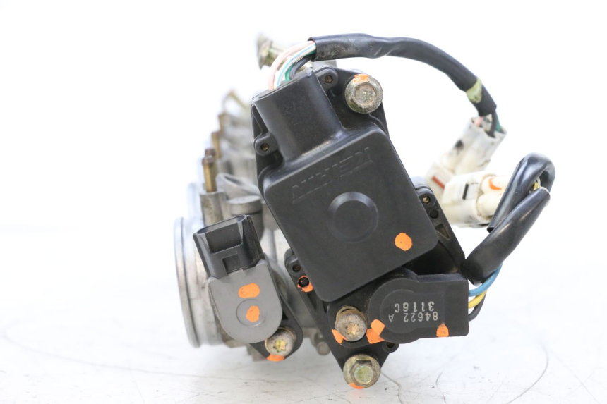 photo de CORPO FARFALLATO SUZUKI GSXR GSX-R 1000 (2003 - 2004) - Vista principale