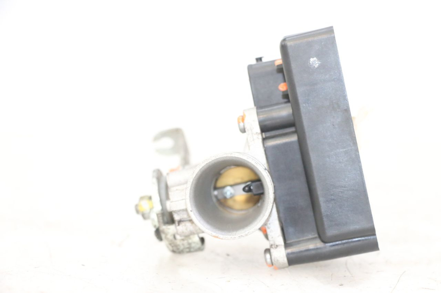 photo de CORPO FARFALLATO PEUGEOT KISBEE 2T 50 (2018 - 2022)