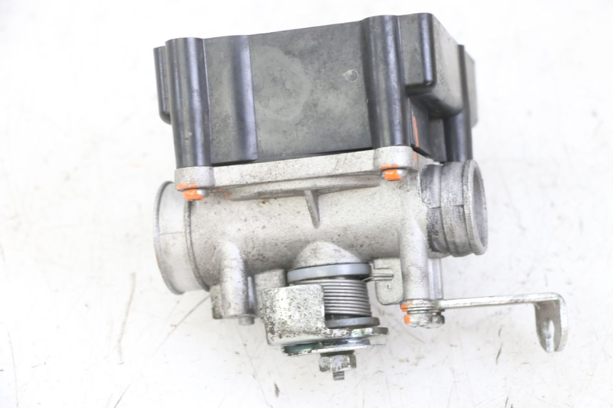 photo de CORPO FARFALLATO PEUGEOT KISBEE 2T 50 (2018 - 2022)