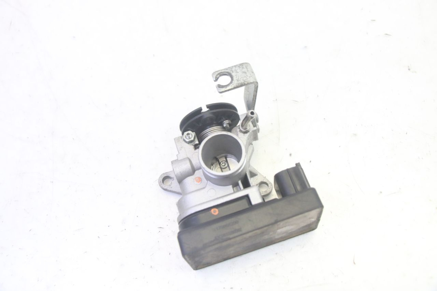 photo de INIEZIONE PEUGEOT KISBEE 4T 50 (2018 - 2022) - Dettaglio del componente