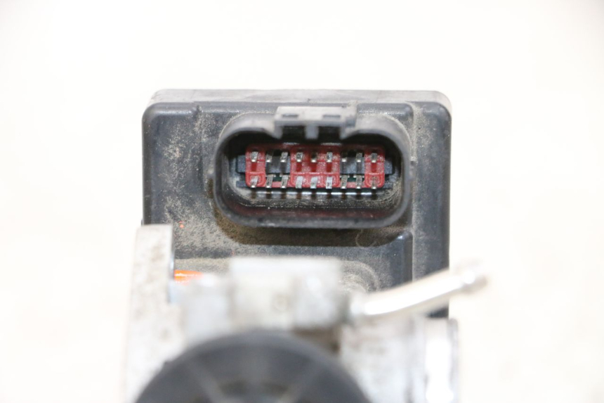 photo de INIEZIONE PEUGEOT KISBEE 4T 50 (2018 - 2022) - Marcature e riferimenti originali