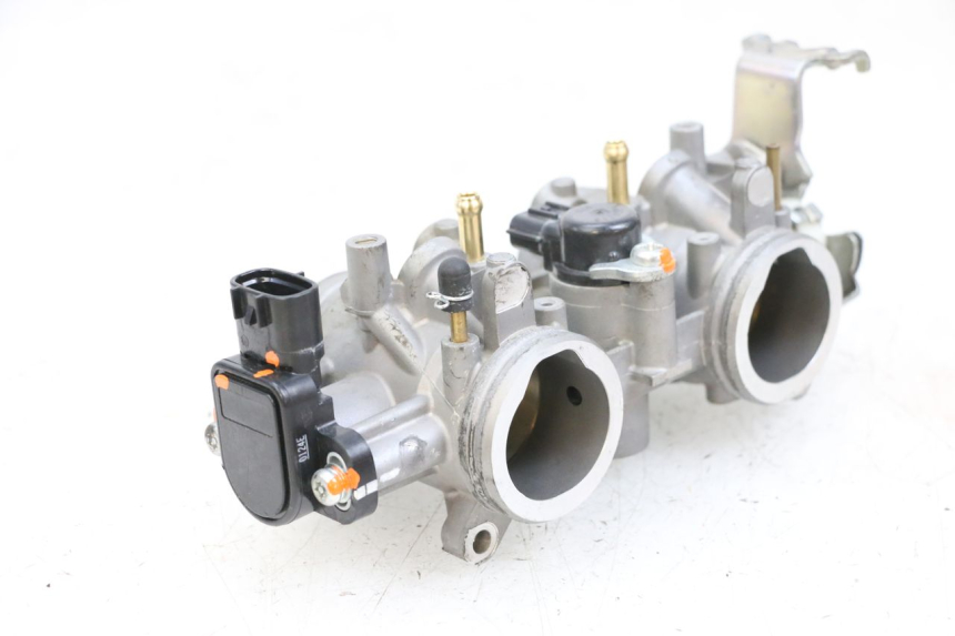 photo de CORPO FARFALLATO YAMAHA MT-07 MT07 ABS 700 (2018 - 2020) - Dettaglio del componente