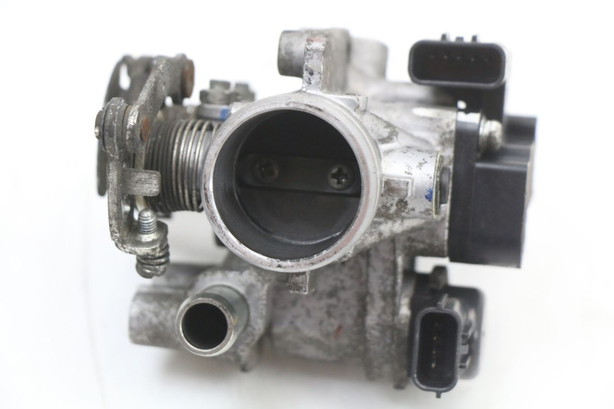 photo de CORPO FARFALLATO MBK MW TRYPTIK 125 (2014 - 2016)