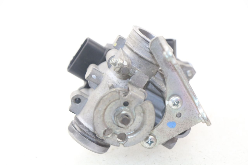 photo de CORPO FARFALLATO MBK OVETTO 4T 50 (2008 - 2016)