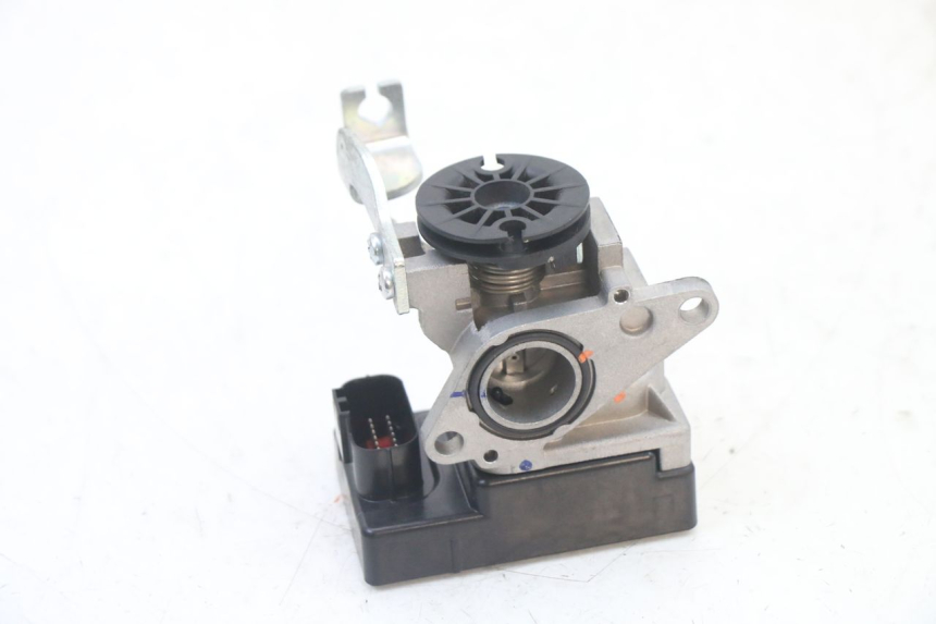 photo de CORPO FARFALLATO PEUGEOT TWEET 4T 50 (2023 - 2025)
