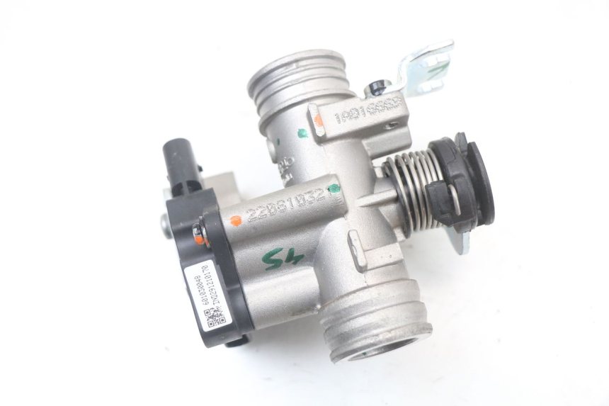 photo de CORPO FARFALLATO PIAGGIO VESPA PRIMAVERA 4T 50 (2021 - 2024)