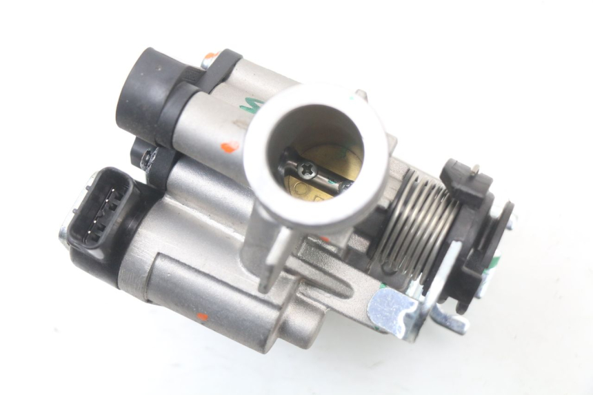 photo de CORPO FARFALLATO PIAGGIO VESPA PRIMAVERA 4T 50 (2021 - 2024)