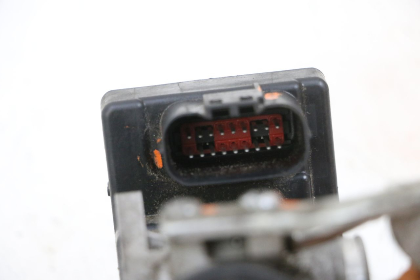 photo de CORPO FARFALLATO PEUGEOT SPEEDFIGHT 4 4T EFI 50 (2021 - 2025) - Vista d'insieme del prodotto