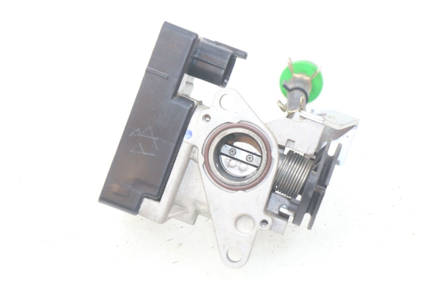 photo de CORPO FARFALLATO PEUGEOT STREETZONE 4T 50 (2018 - 2023)