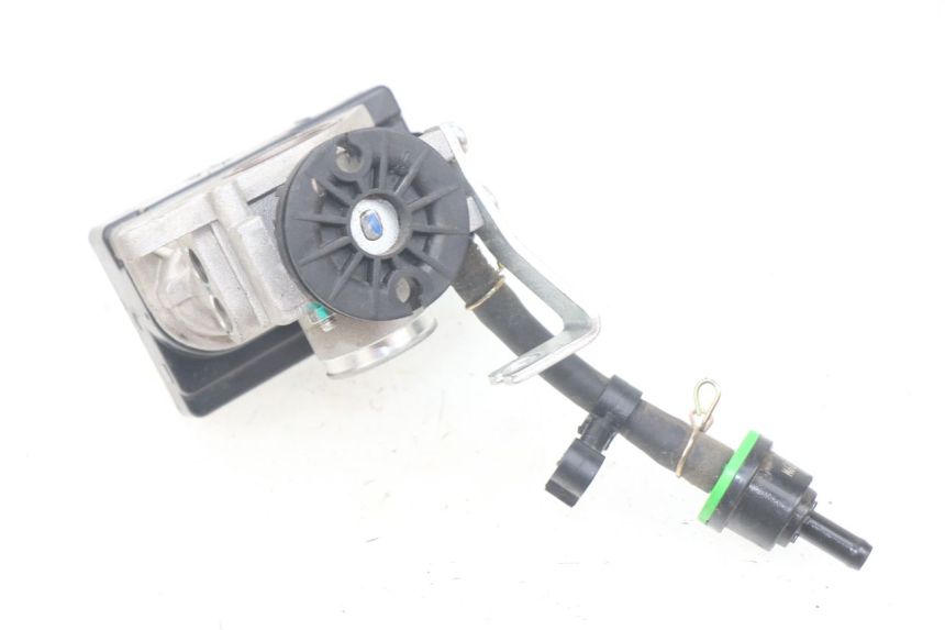 photo de CORPO FARFALLATO PEUGEOT STREETZONE 4T 50 (2018 - 2023)