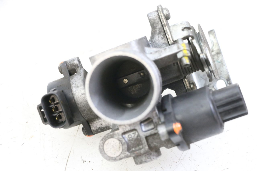 photo de CORPO FARFALLATO SUZUKI BURGMAN 125 (2015 - 2017)