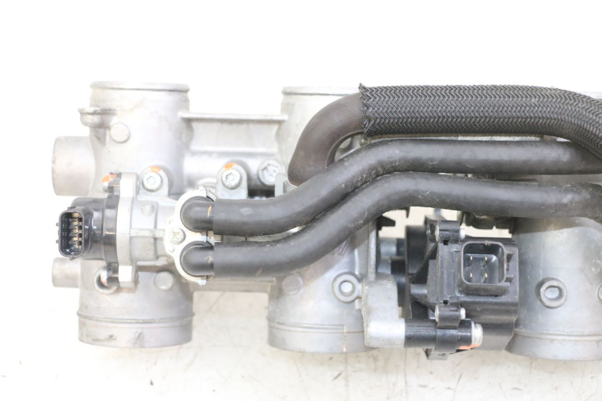 photo de CORPO FARFALLATO SUZUKI GSX F GSXF 650 (2007 - 2015)