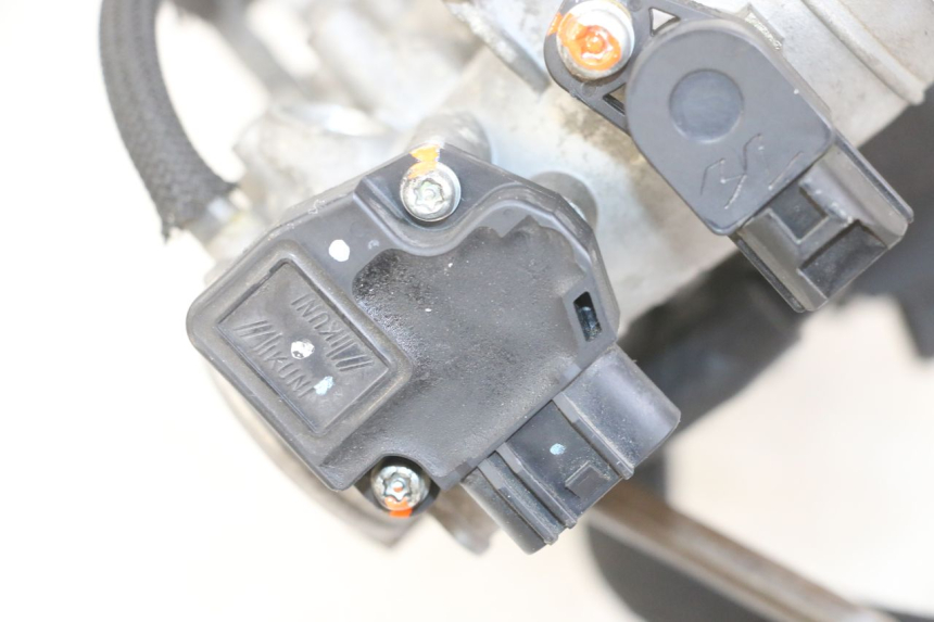 photo de CORPO FARFALLATO SUZUKI GSX F GSXF 650 (2007 - 2015)