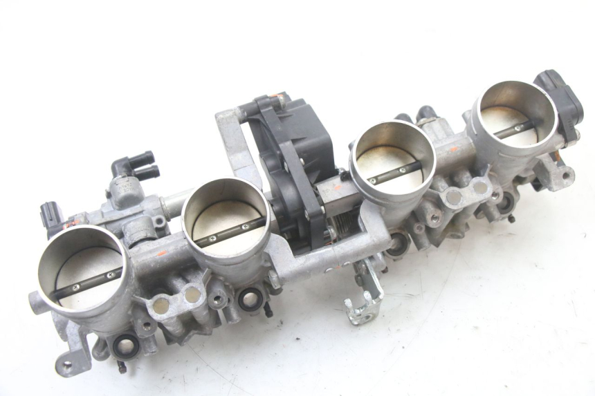 photo de CORPO FARFALLATO SUZUKI GSX F GSXF 650 (2007 - 2015)