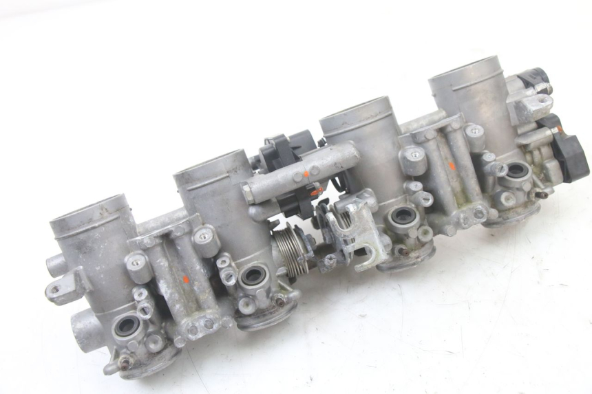 photo de CORPO FARFALLATO SUZUKI GSX F GSXF 650 (2007 - 2015)