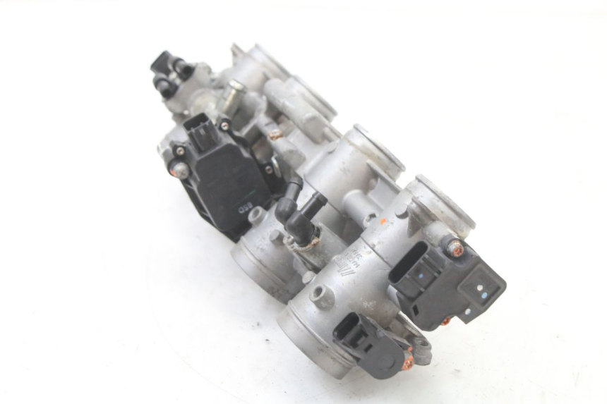 photo de CORPO FARFALLATO SUZUKI GSX F GSXF 650 (2007 - 2015)