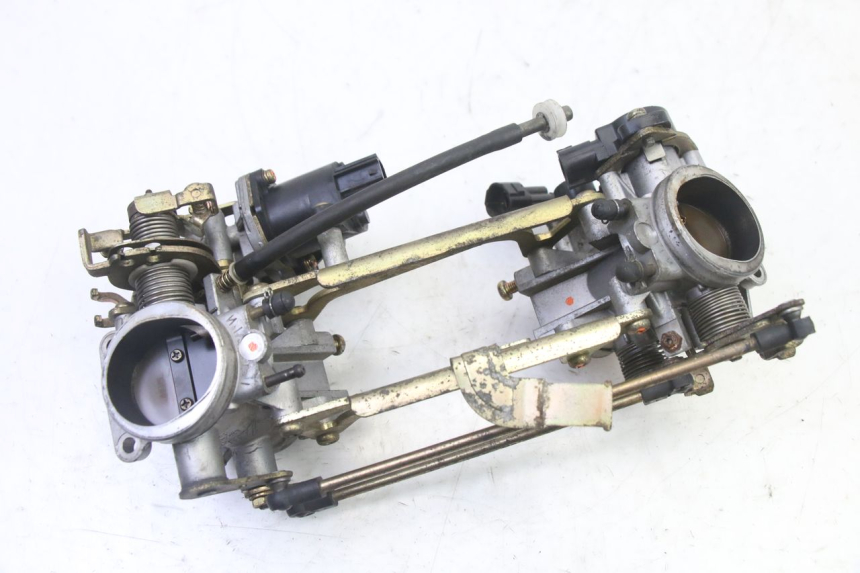photo de CORPO FARFALLATO SUZUKI SV S 650 (2003 - 2009)