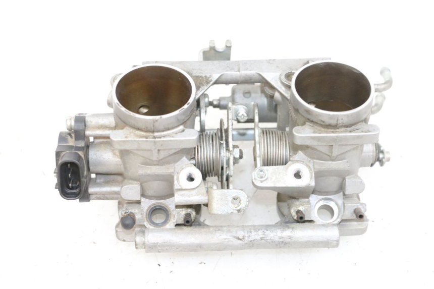 photo de INIEZIONE YAMAHA TDM ABS 900 (2002 - 2014) - Stato della superficie e materiale