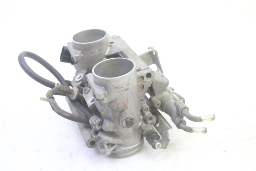 photo de CORPO FARFALLATO YAMAHA TDM ABS 900 (2002 - 2014) - Zoom sullo stato d'uso