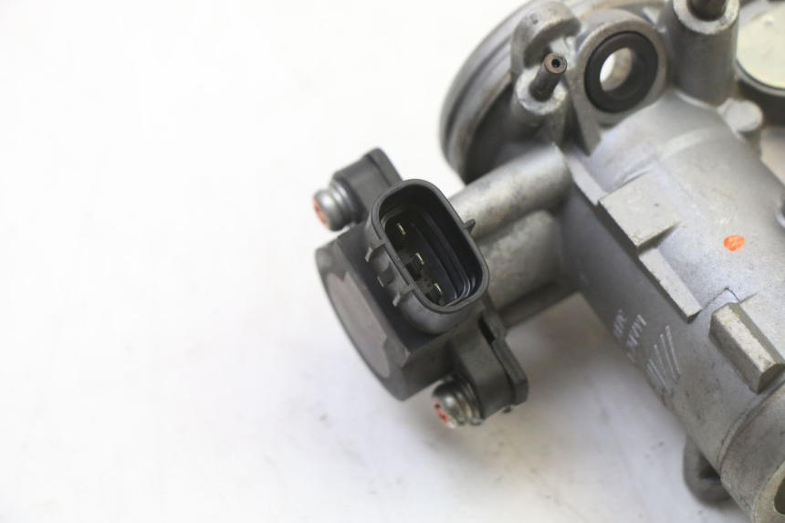 photo de INIEZIONE YAMAHA XJ6 ABS 600 (2008 - 2016)