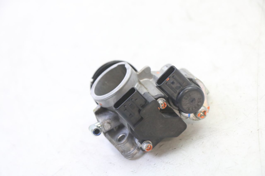 photo de CORPO FARFALLATO YAMAHA XMAX X-MAX 125 (2021 - 2025)