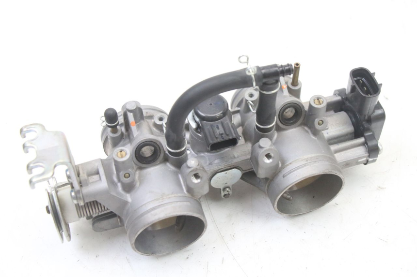 photo de CORPO FARFALLATO YAMAHA TRACER 7 700 (2020 - 2024)