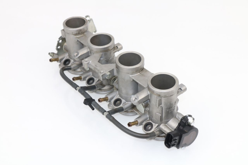 photo de INIEZIONE YAMAHA XJ6 600 (2008 - 2016)