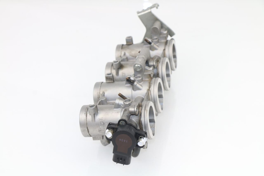 photo de INIEZIONE YAMAHA XJ6 600 (2008 - 2016)