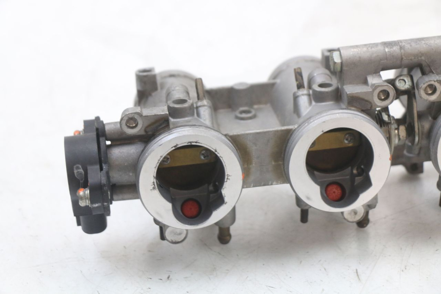 photo de INIEZIONE YAMAHA XJ6 ABS 600 (2008 - 2016)