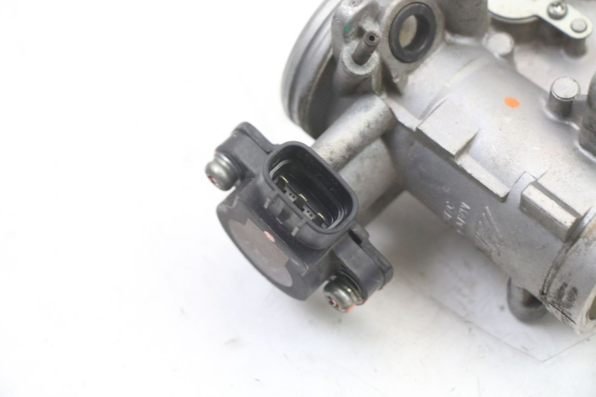 photo de INIEZIONE YAMAHA XJ6 ABS 600 (2008 - 2016)