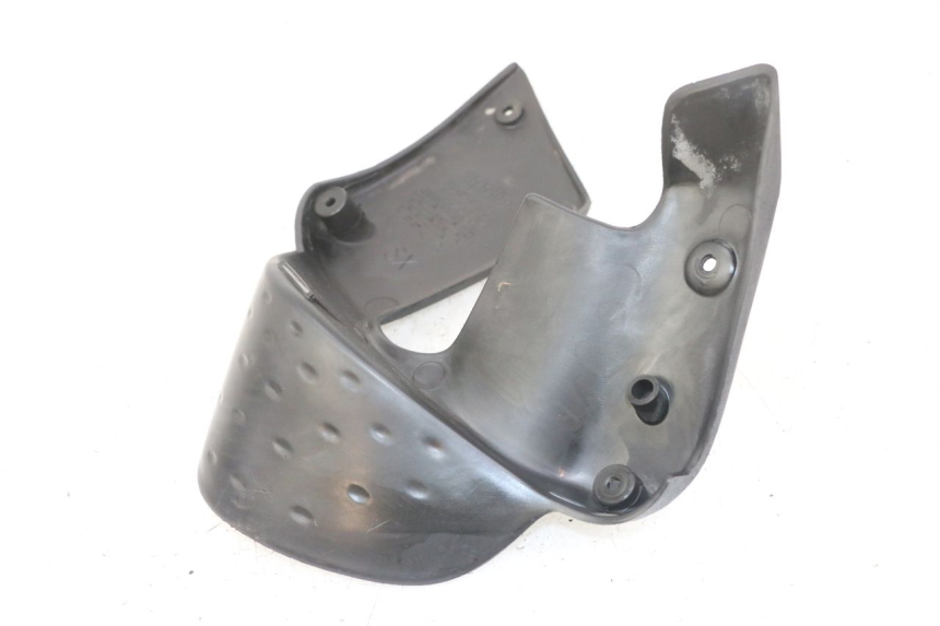 photo de INTERNA CUPOLINO SINISTRO APRILIA SCARABEO GT TOURING 125 (1999 - 2005)